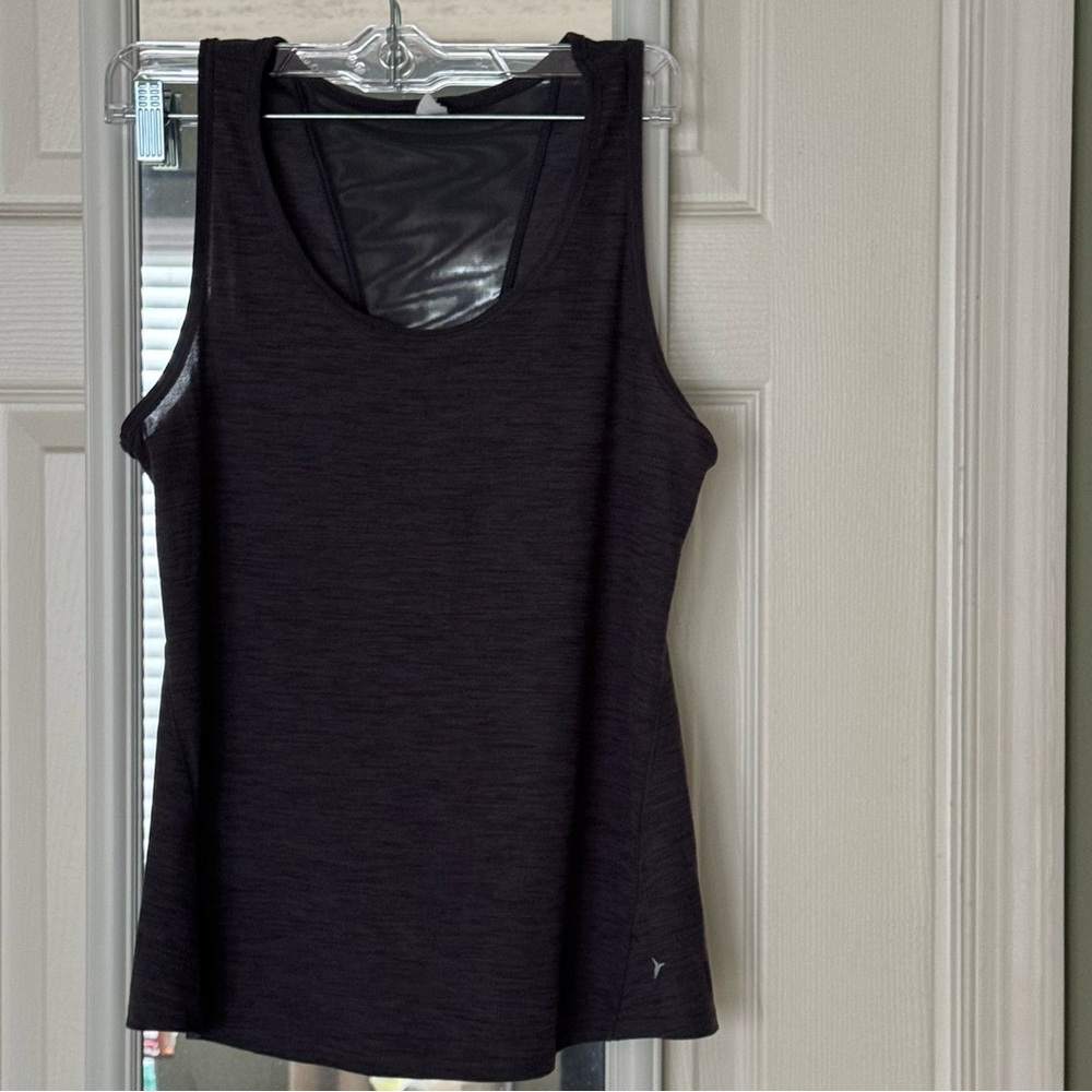 Old Navy Black Sleeveless Tank Top - Active Breathe On